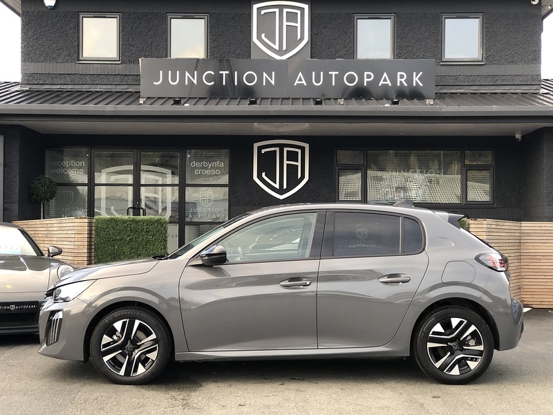 Peugeot 208 PureTech Allure - U1819