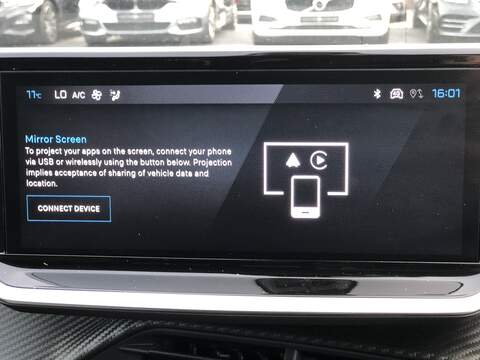 Peugeot 208 PureTech Allure - U1819