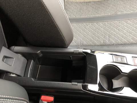 Peugeot 208 PureTech Allure - U1819