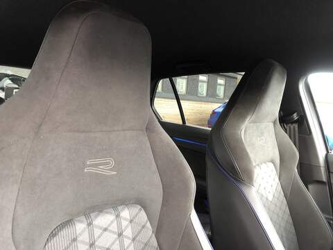 Volkswagen Golf TSI R-Line - U1820