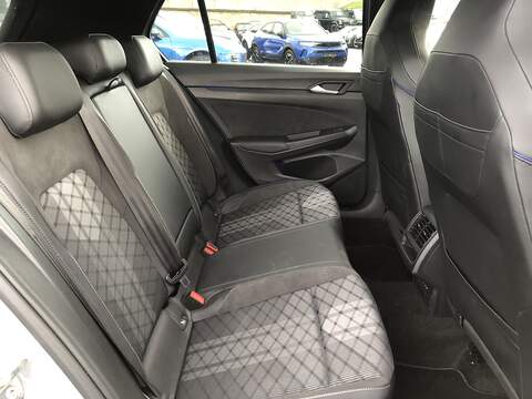 Volkswagen Golf TSI R-Line - U1820