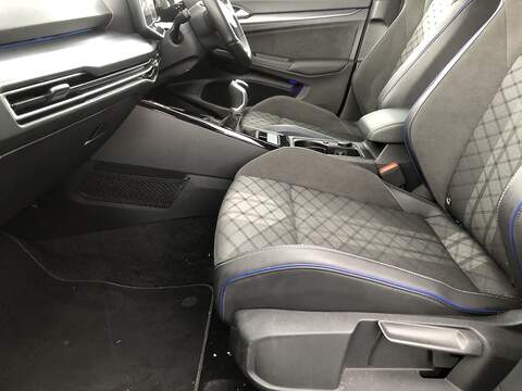 Volkswagen Golf TSI R-Line - U1820