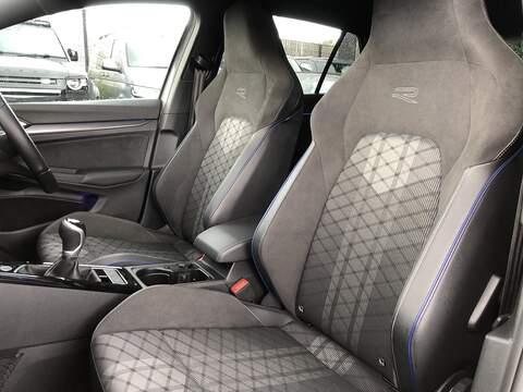 Volkswagen Golf TSI R-Line - U1820