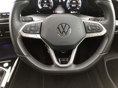 Volkswagen Golf TSI R-Line - U1820