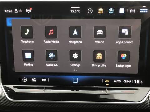 Volkswagen Golf TSI R-Line - U1820