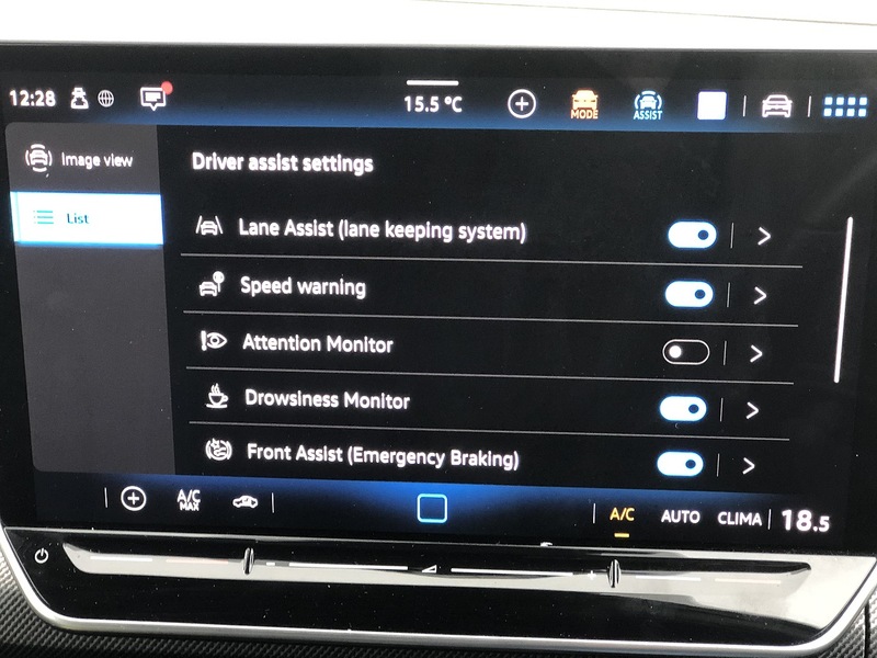 Volkswagen Golf TSI R-Line - U1820