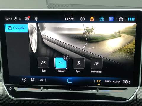 Volkswagen Golf TSI R-Line - U1820