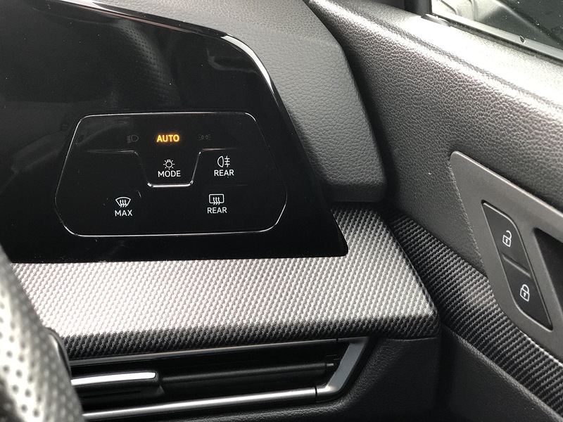 Volkswagen Golf TSI R-Line - U1820