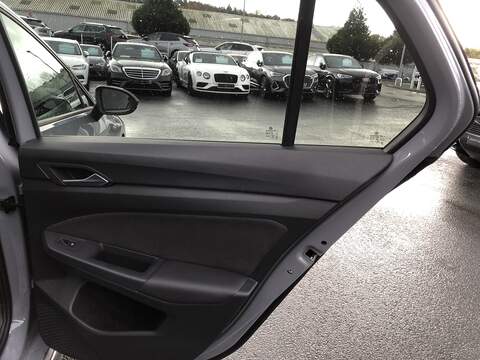 Volkswagen Golf TSI R-Line - U1820