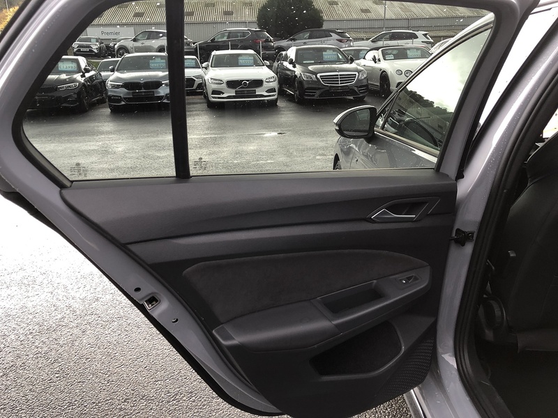 Volkswagen Golf TSI R-Line - U1820