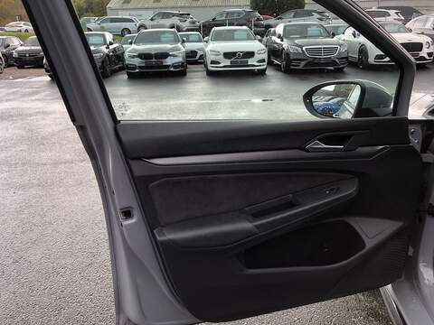 Volkswagen Golf TSI R-Line - U1820