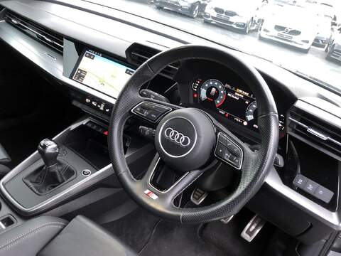 Audi A3 TFSI S line - U1821