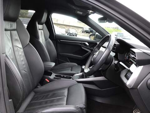 Audi A3 TFSI S line - U1821