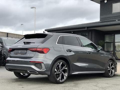 Audi A3 TFSI S line - U1821