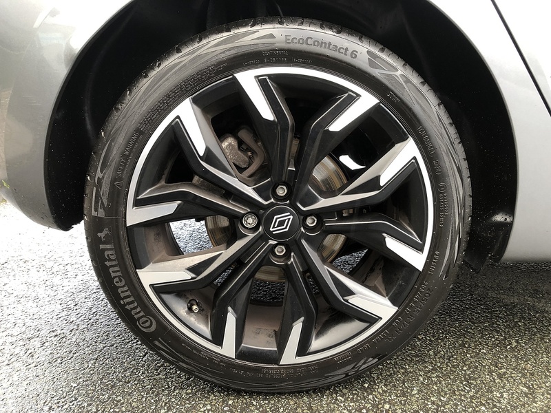 Renault Clio TCe techno - U1830