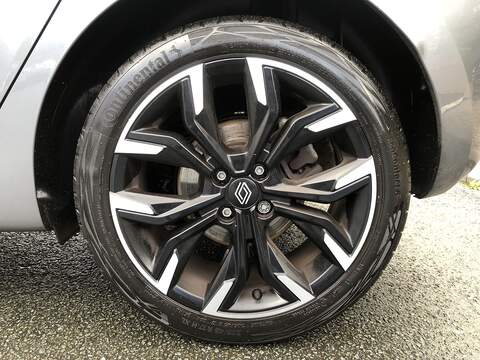 Renault Clio TCe techno - U1830