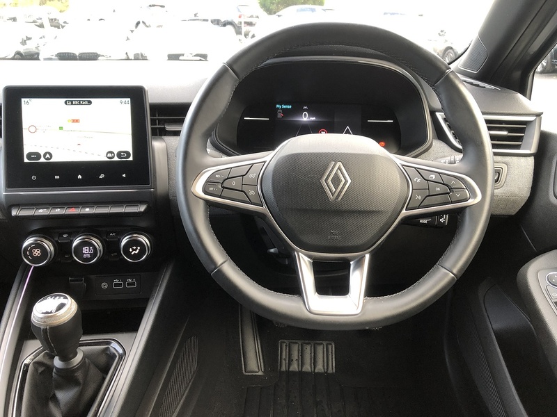 Renault Clio TCe techno - U1830