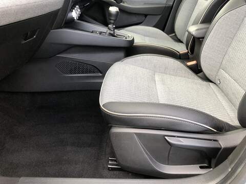 Renault Clio TCe techno - U1830