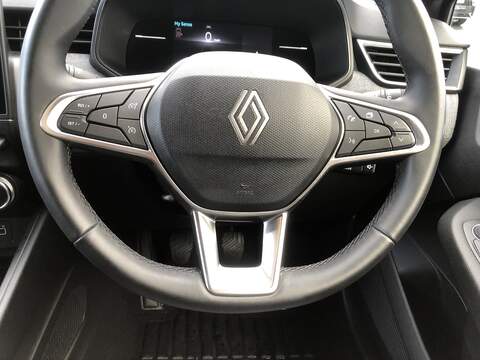 Renault Clio TCe techno - U1830