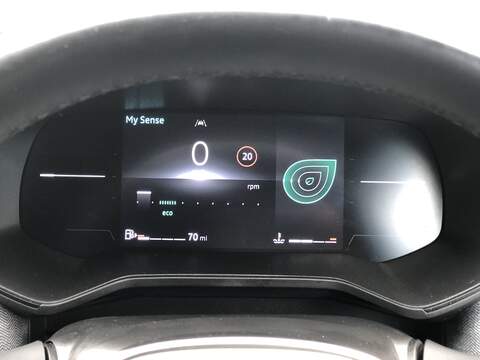 Renault Clio TCe techno - U1830