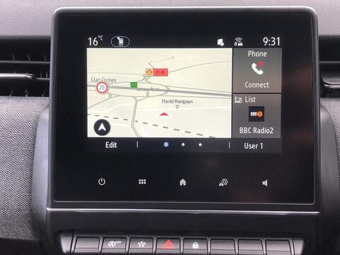 Renault Clio TCe techno - U1830