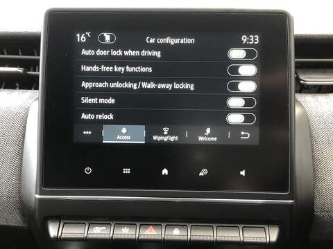 Renault Clio TCe techno - U1830