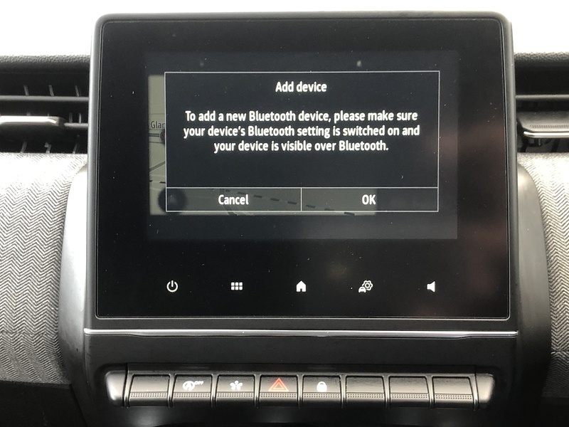 Renault Clio TCe techno - U1830