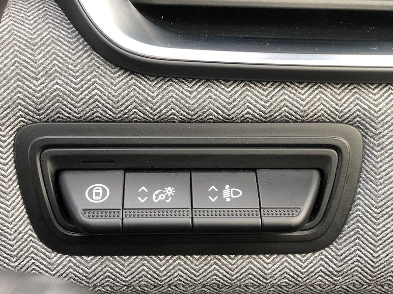 Renault Clio TCe techno - U1830