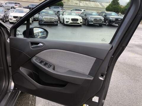 Renault Clio TCe techno - U1830