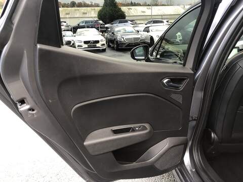 Renault Clio TCe techno - U1830