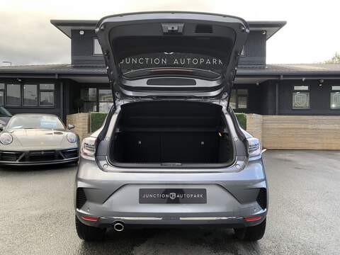 Renault Clio TCe techno - U1830