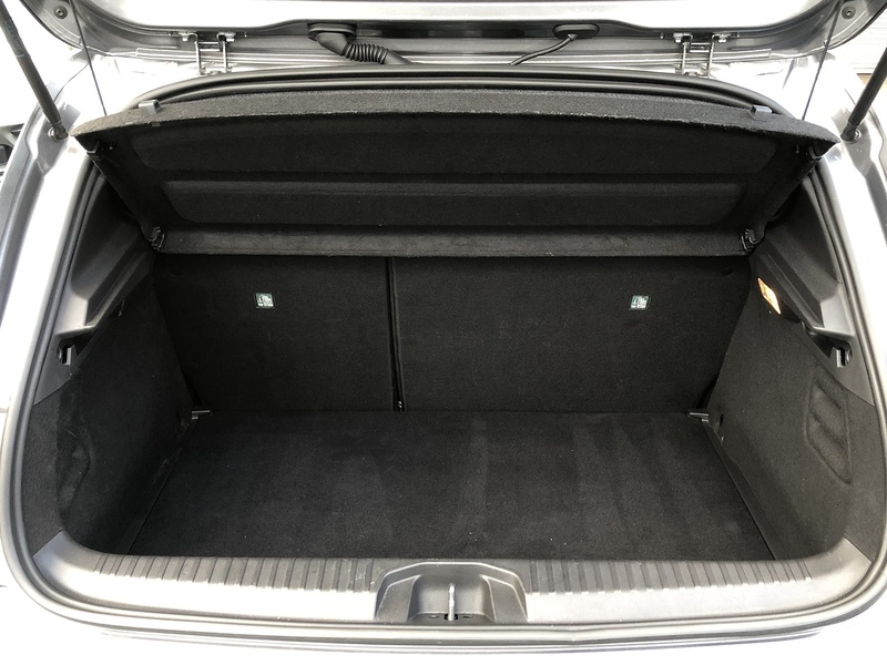 Renault Clio TCe techno - U1830