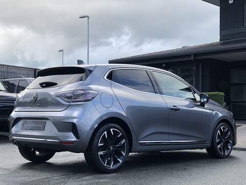 Renault Clio TCe techno - U1830