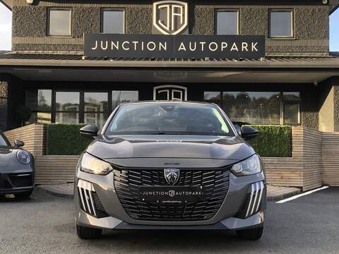 Peugeot 208 PureTech Allure - U1832