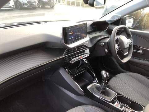 Peugeot 208 PureTech Allure - U1832