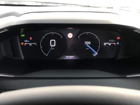 Peugeot 208 PureTech Allure - U1832