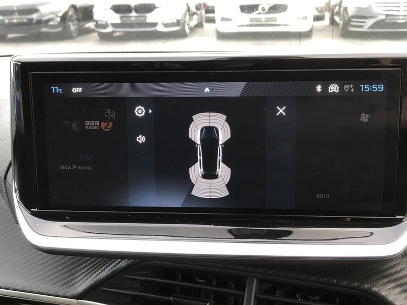 Peugeot 208 PureTech Allure - U1832