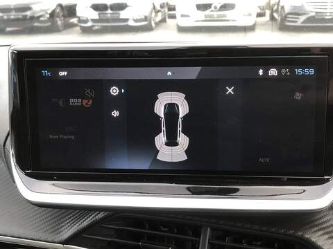 Peugeot 208 PureTech Allure - U1832