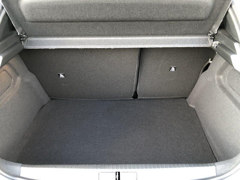 Peugeot 208 PureTech Allure - U1832