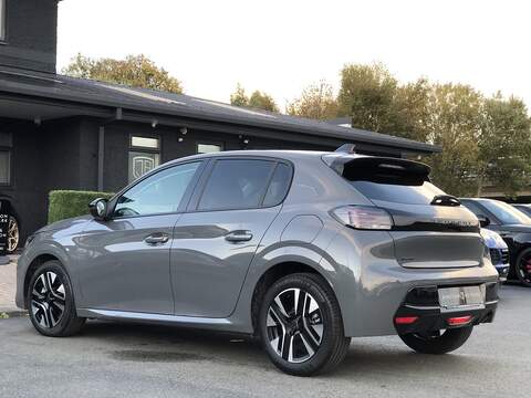 Peugeot 208 PureTech Allure - U1832