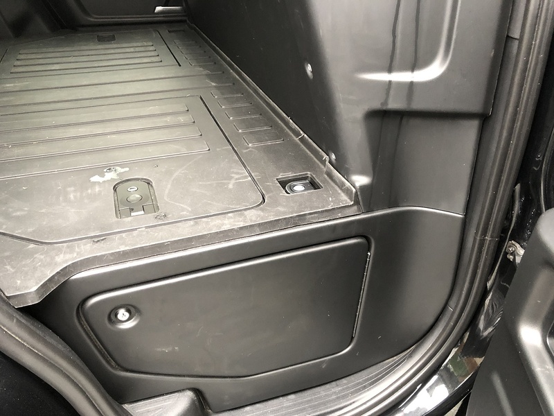 Land Rover Defender 110 D250 MHEV S - U1854