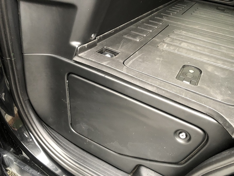 Land Rover Defender 110 D250 MHEV S - U1854