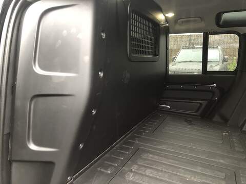 Land Rover Defender 110 D250 MHEV S - U1854