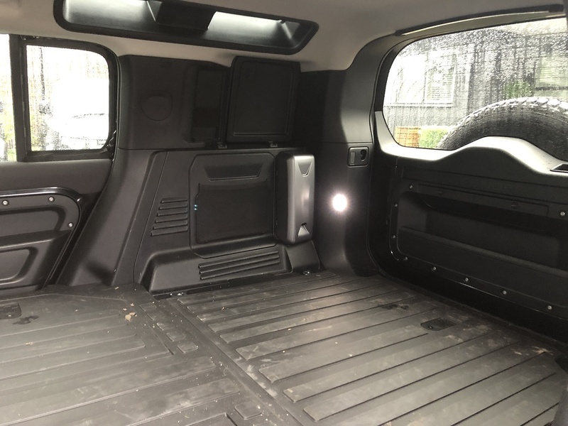 Land Rover Defender 110 D250 MHEV S - U1854