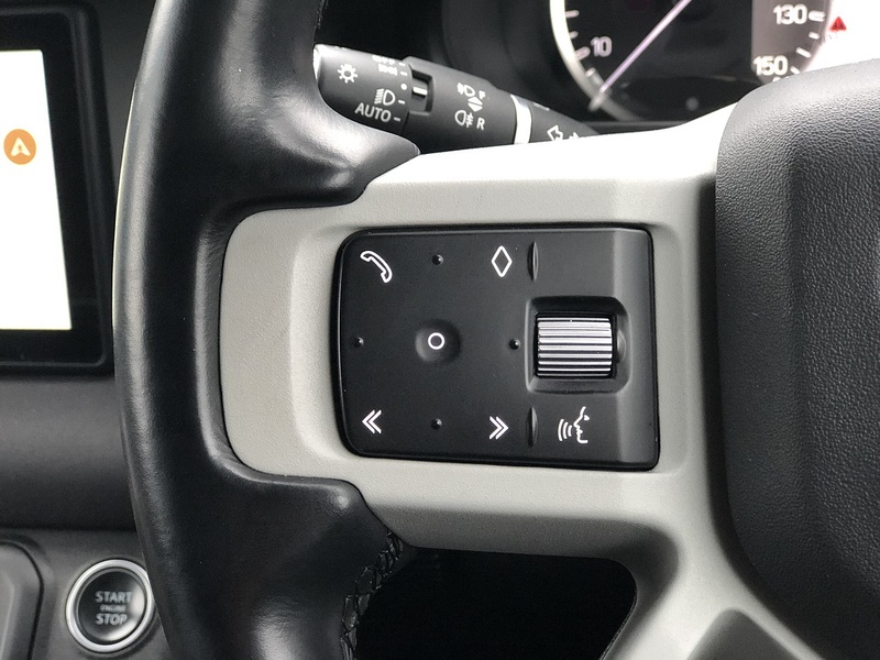 Land Rover Defender 110 D250 MHEV S - U1854