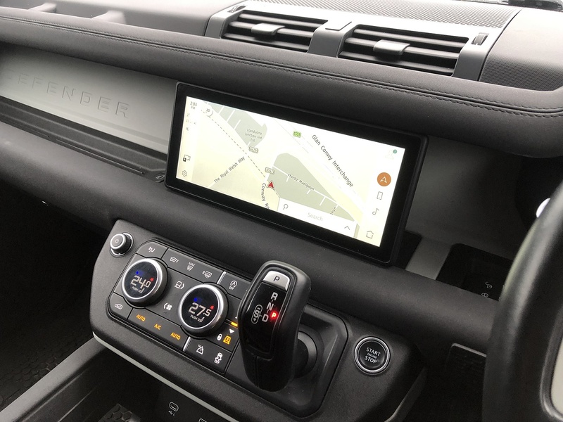 Land Rover Defender 110 D250 MHEV S - U1854