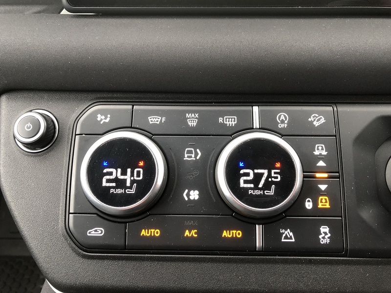 Land Rover Defender 110 D250 MHEV S - U1854