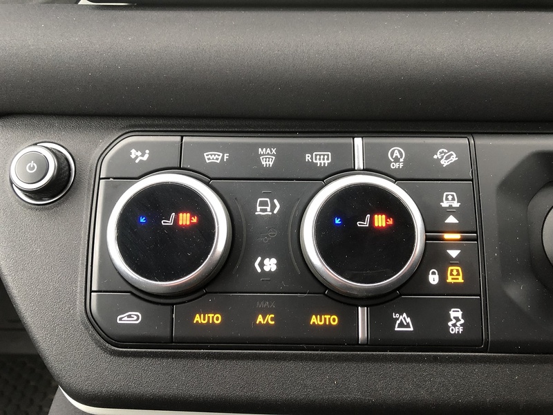 Land Rover Defender 110 D250 MHEV S - U1854