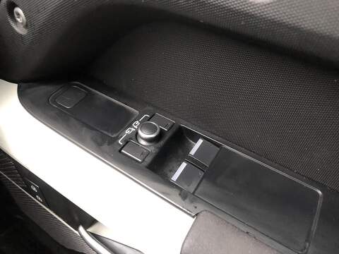 Land Rover Defender 110 D250 MHEV S - U1854