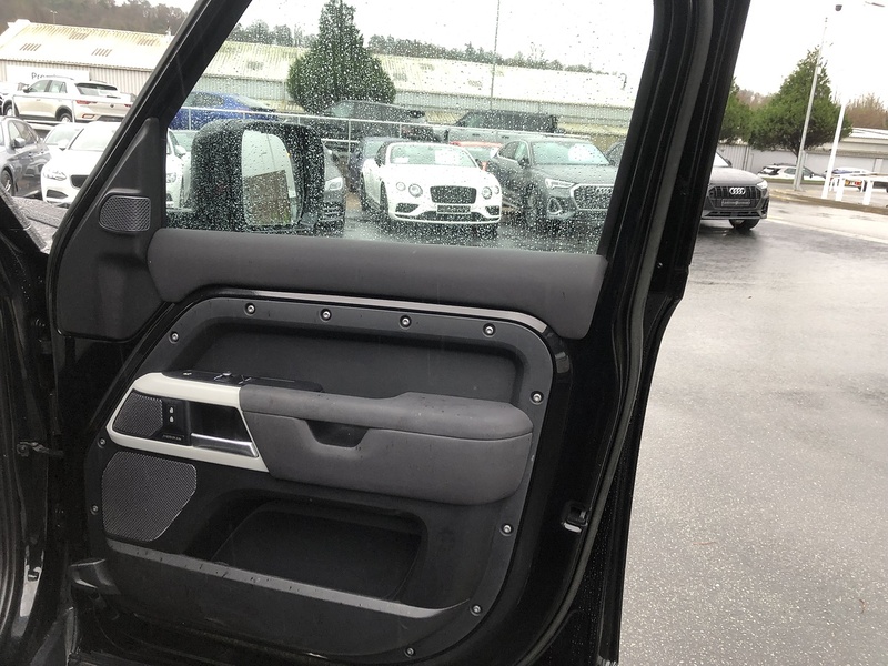 Land Rover Defender 110 D250 MHEV S - U1854